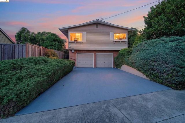 6415 Hazel Ave, Richmond, CA 94805