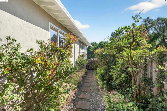 6415 Hazel Ave, Richmond, CA 94805