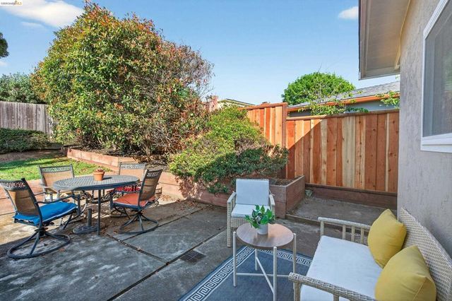 6415 Hazel Ave, Richmond, CA 94805