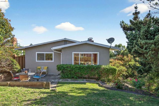 6415 Hazel Ave, Richmond, CA 94805