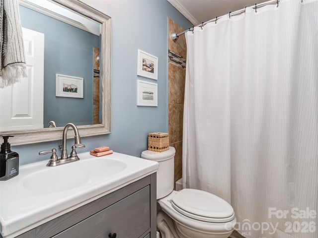 1221 Kennon Street, Charlotte, NC 28205