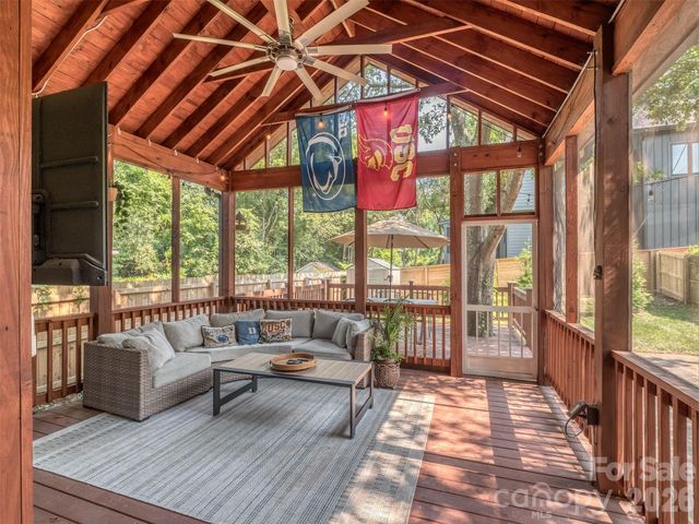 1221 Kennon Street, Charlotte, NC 28205