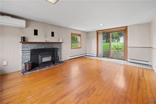 3583 West Seneca Turnpike, Onondaga, NY 13215