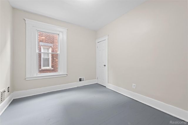 591 Hague Street, Detroit, MI 48202