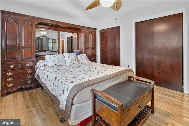 12 VIRGINIA STREET, Kendall Park, NJ 08824