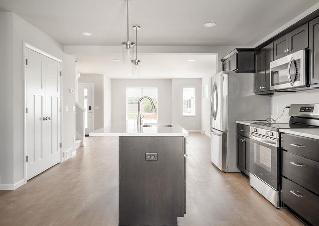 1688 Star Light Drive, Verona, WI 53593