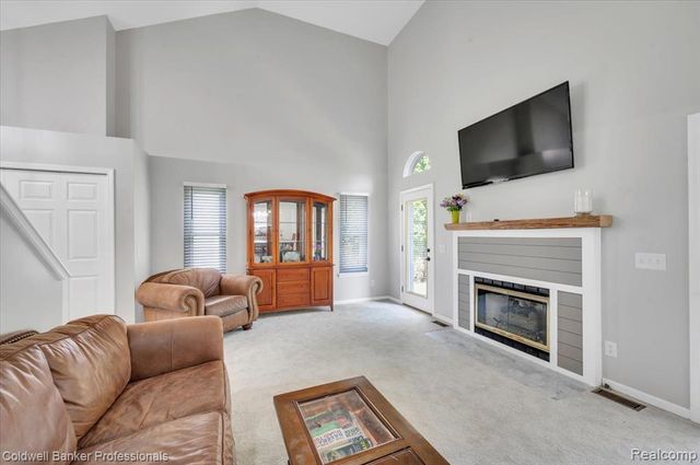 660 Akram, Oxford, MI 48371