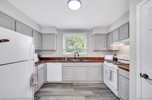 660 Akram, Oxford, MI 48371
