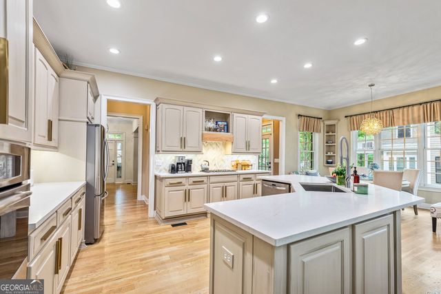 125 North Cove Drive, Peachtree City, GA 30269