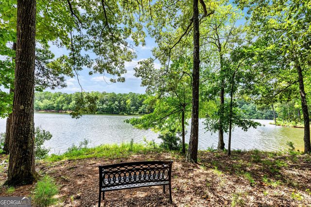 125 North Cove Drive, Peachtree City, GA 30269