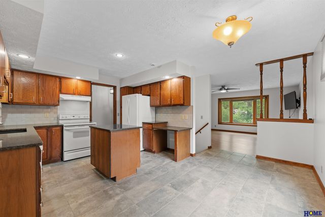 3321 N 73rd Street, Lincoln, NE 68507