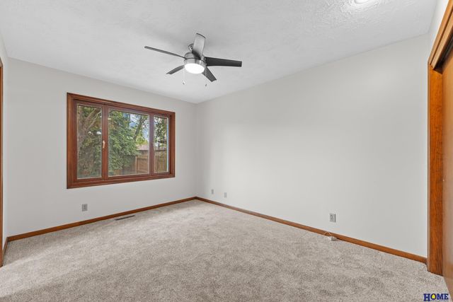 3321 N 73rd Street, Lincoln, NE 68507