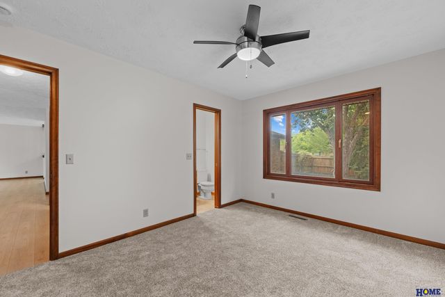 3321 N 73rd Street, Lincoln, NE 68507