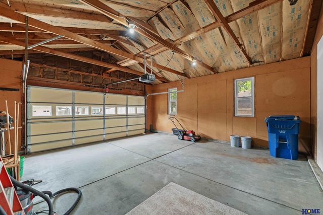 3321 N 73rd Street, Lincoln, NE 68507