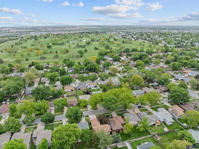 3321 N 73rd Street, Lincoln, NE 68507