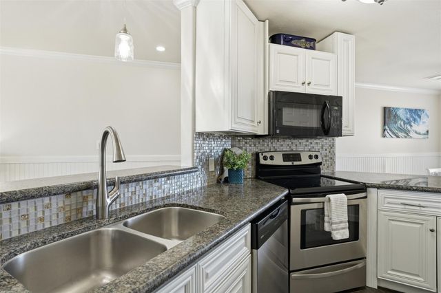 9520 Seawall Boulevard 353, Galveston, TX 77554