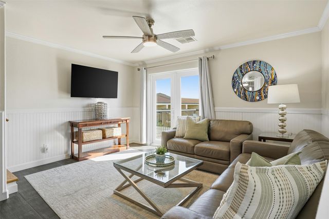 9520 Seawall Boulevard 353, Galveston, TX 77554