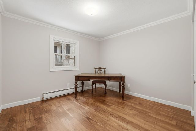 456 Summit Avenue 203, Saint Paul, MN 55102