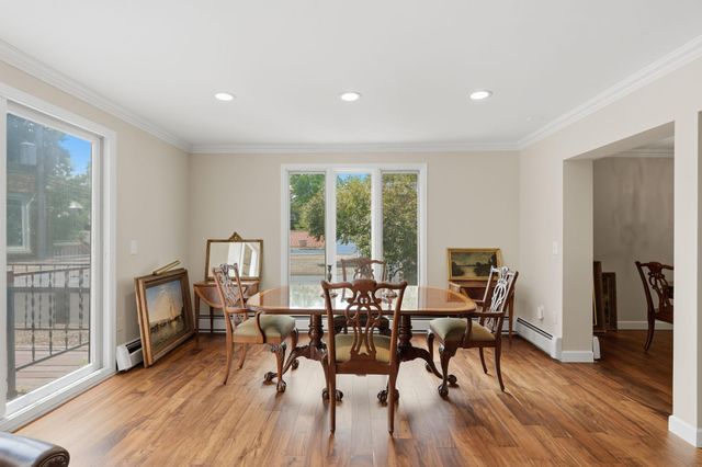456 Summit Avenue 203, Saint Paul, MN 55102