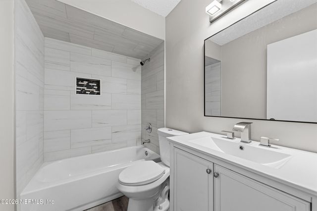 3552 COLONY COVE Trail W, Jacksonville, FL 32277