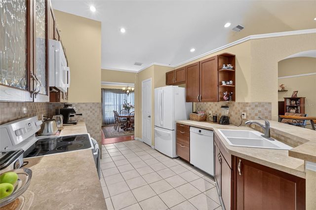 8650 SW 27TH AVENUE, Ocala, FL 34476