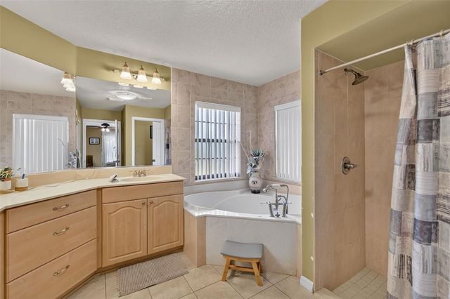 8650 SW 27TH AVENUE, Ocala, FL 34476