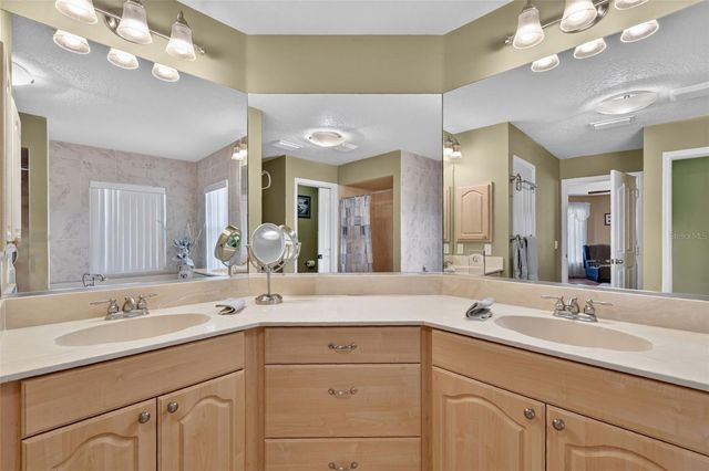 8650 SW 27TH AVENUE, Ocala, FL 34476