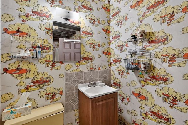8650 SW 27TH AVENUE, Ocala, FL 34476