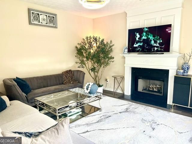4112 Medlock River Court, Snellville, GA 30039