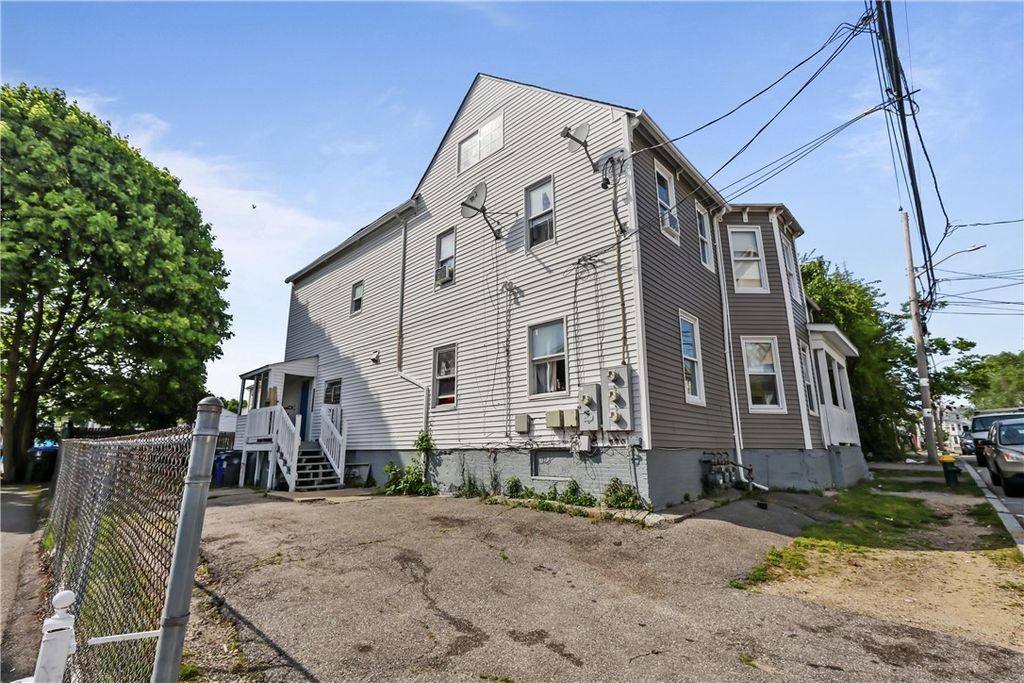43 Calder Street, Providence, RI 02907