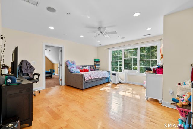 1 Walter's Way, Windsor, CT 06095