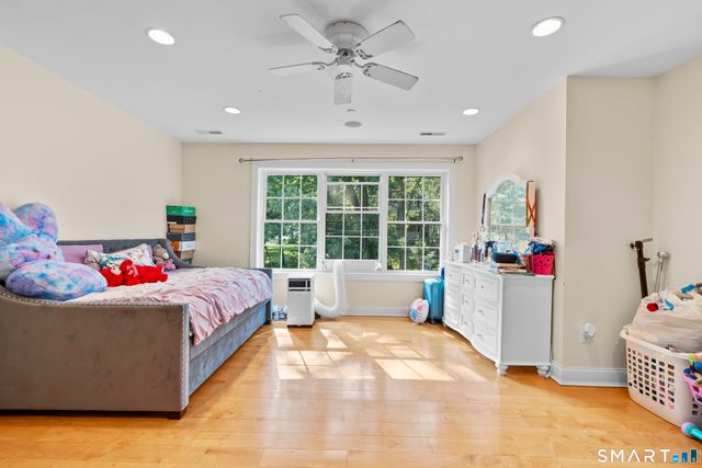 1 Walter's Way, Windsor, CT 06095