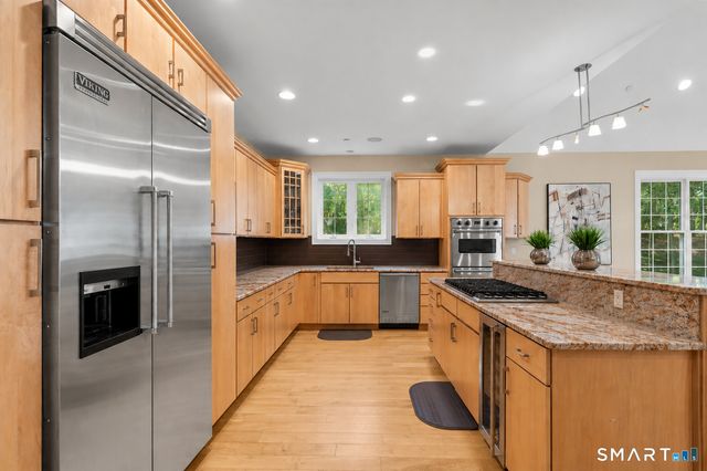 1 Walter's Way, Windsor, CT 06095