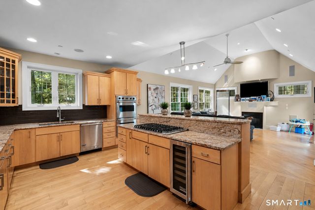 1 Walter's Way, Windsor, CT 06095