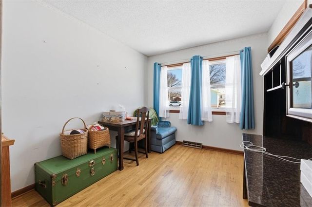 205 W Olive Street, Raymore, MO 64083