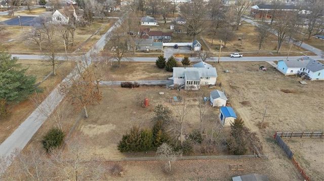 205 W Olive Street, Raymore, MO 64083