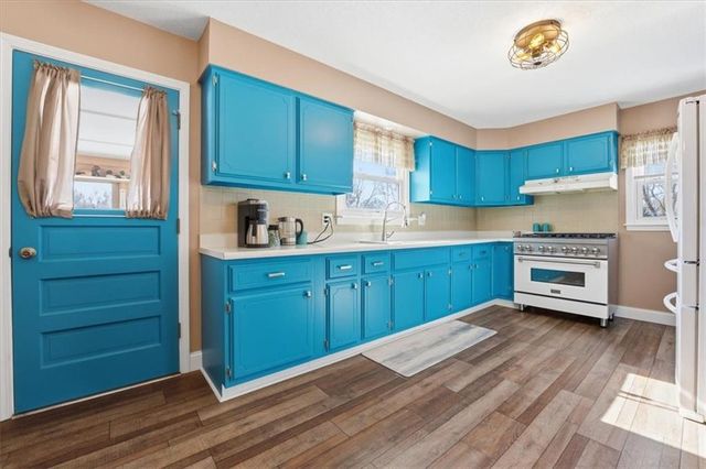 205 W Olive Street, Raymore, MO 64083