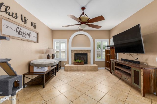 7324 E JUNE Street, Mesa, AZ 85207