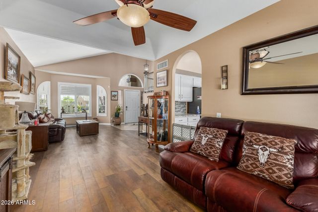 7324 E JUNE Street, Mesa, AZ 85207