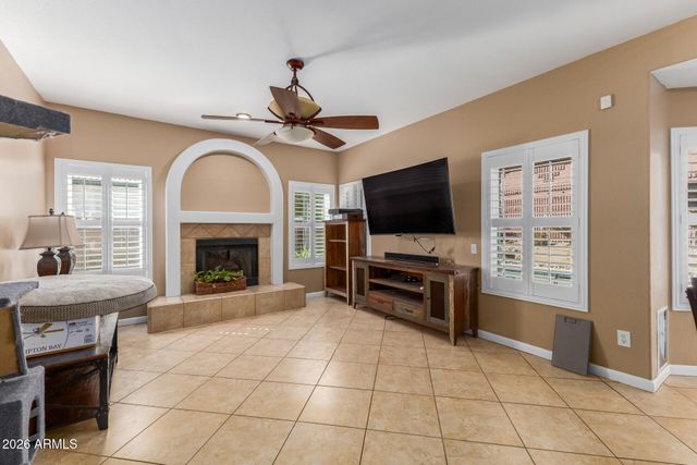 7324 E JUNE Street, Mesa, AZ 85207