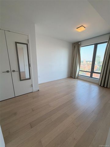 138-35 39th Avenue 13E, Flushing, NY 11354