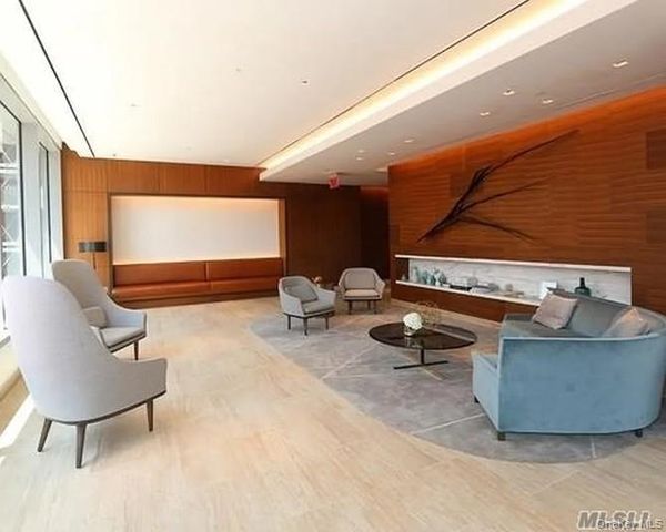 138-35 39th Avenue 13E, Flushing, NY 11354