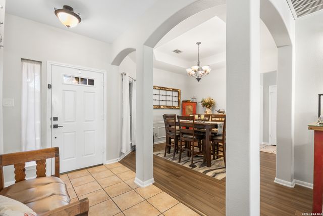 1515 Crescent Woods, San Antonio, TX 78258