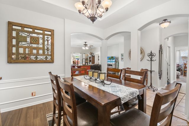 1515 Crescent Woods, San Antonio, TX 78258