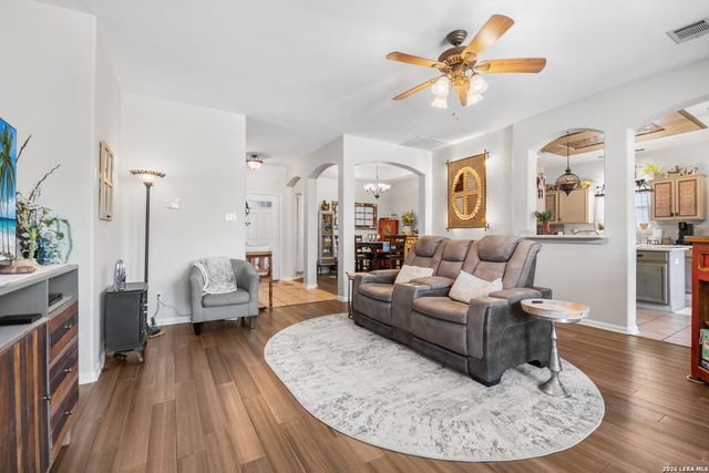 1515 Crescent Woods, San Antonio, TX 78258