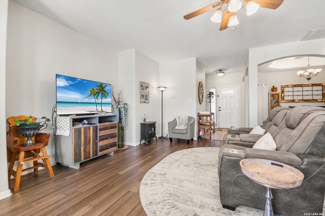 1515 Crescent Woods, San Antonio, TX 78258