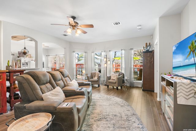 1515 Crescent Woods, San Antonio, TX 78258