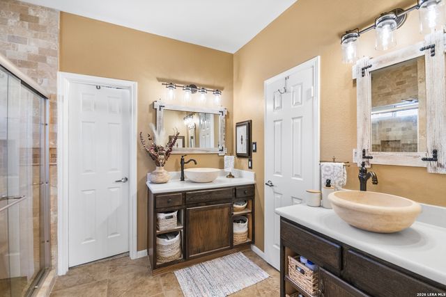 1515 Crescent Woods, San Antonio, TX 78258