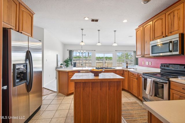 5914 Chicopee Trace, Ocean Springs, MS 39564