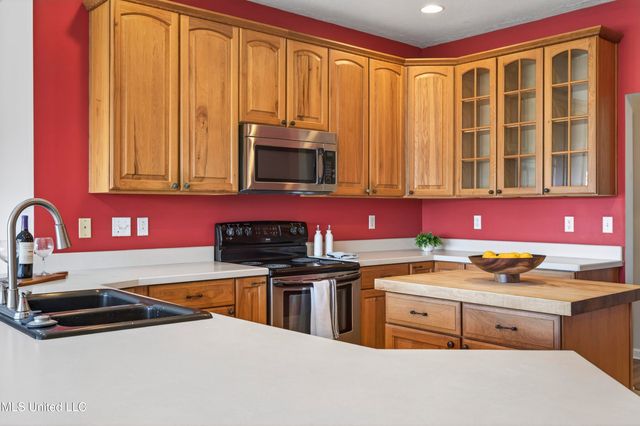 5914 Chicopee Trace, Ocean Springs, MS 39564